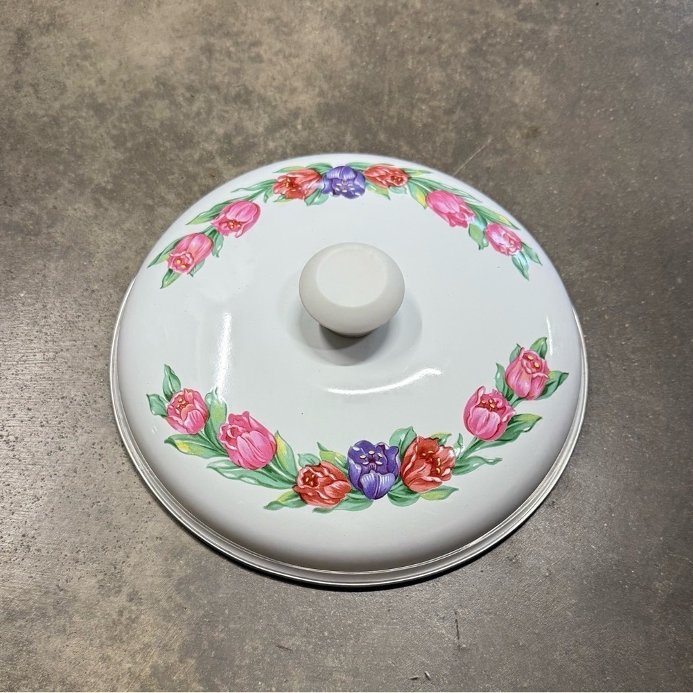 Vintage 9" Enamel Lid White Floral Tulip Design Pot Cover Kitchen Decor